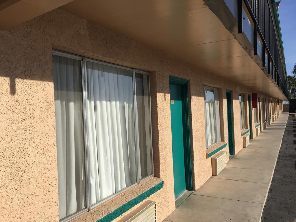 Amazon Motel Tucson Esterno foto