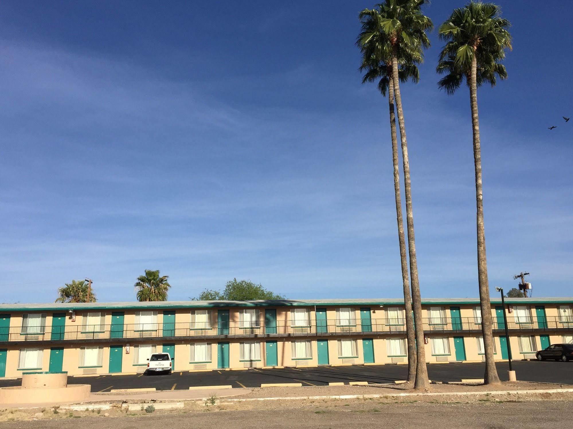 Amazon Motel Tucson Esterno foto