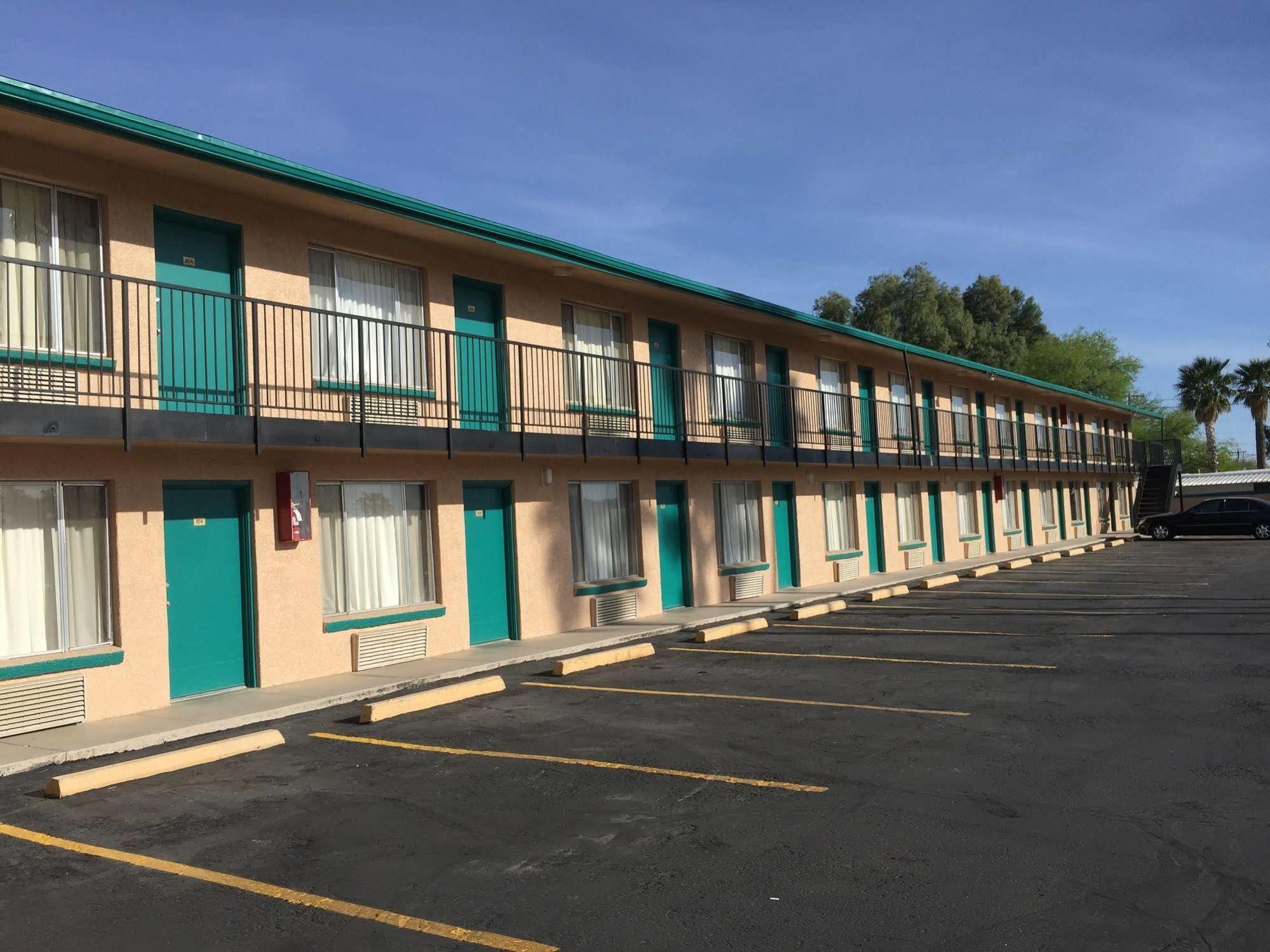 Amazon Motel Tucson Esterno foto